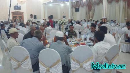 Füzulidə iftar süfrələri açılmışdır