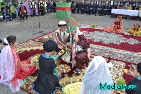 Füzulidə Novruz bayramı münasibəti ilə ümumrayon şənliyi keçirildi - FOTOLAR