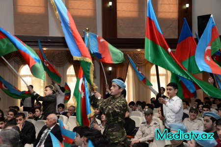 Nəsimi rayonunda “Vətənin müdafiəsinə hazıram!” mövzusunda tədbir keçirilib - FOTOLAR