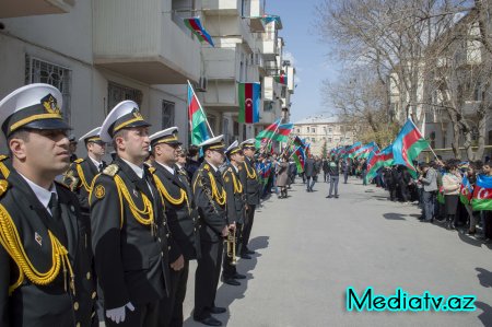 Nərimanov rayonunda qəhrəman şəhid son mənzilə yola salınmışdır - FOTOLAR