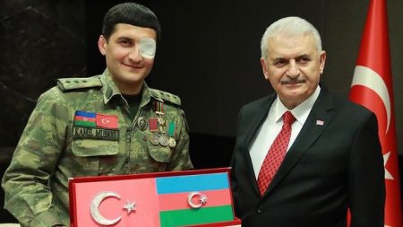 Binəli Yıldırım Qarabağ veteranı ilə görüşüb – FOTO