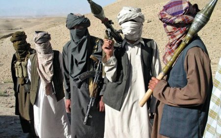 ABŞ: Rusiya “Taliban”ı silahlandırır