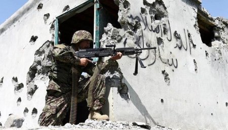 Əfqanıstan və Pakistan ordusu arasında silahlı qarşıdurma: ölənlər var