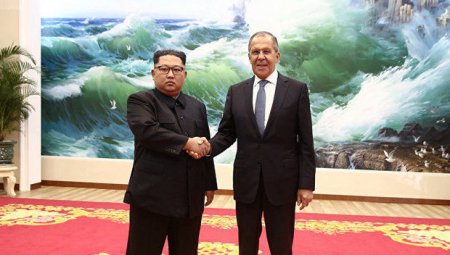 Lavrov Kim Çen Inla görüşdü