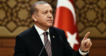 Ərdoğan: "Türkiyə bütün dünyaya demokratiya dərsi verdi"