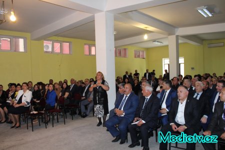 Füzuli RİH başçısı məcburi köçkünlərlə görüşdü