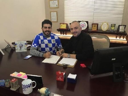 Türkiyə klubu futbolçunu bitkoinlə transfer etdi