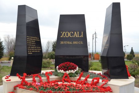 Horadizdə Xocalı soyqırımı abisinin açılışı olub
