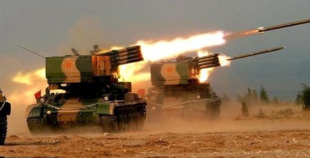 Çin atəş açan tank “Qrad”ını nümayiş etdirdi