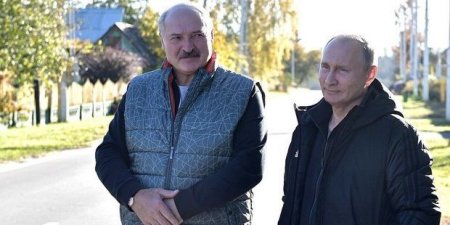 Lukaşenko Putinə kiçik vətənini göstərdi